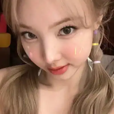 靳高妍